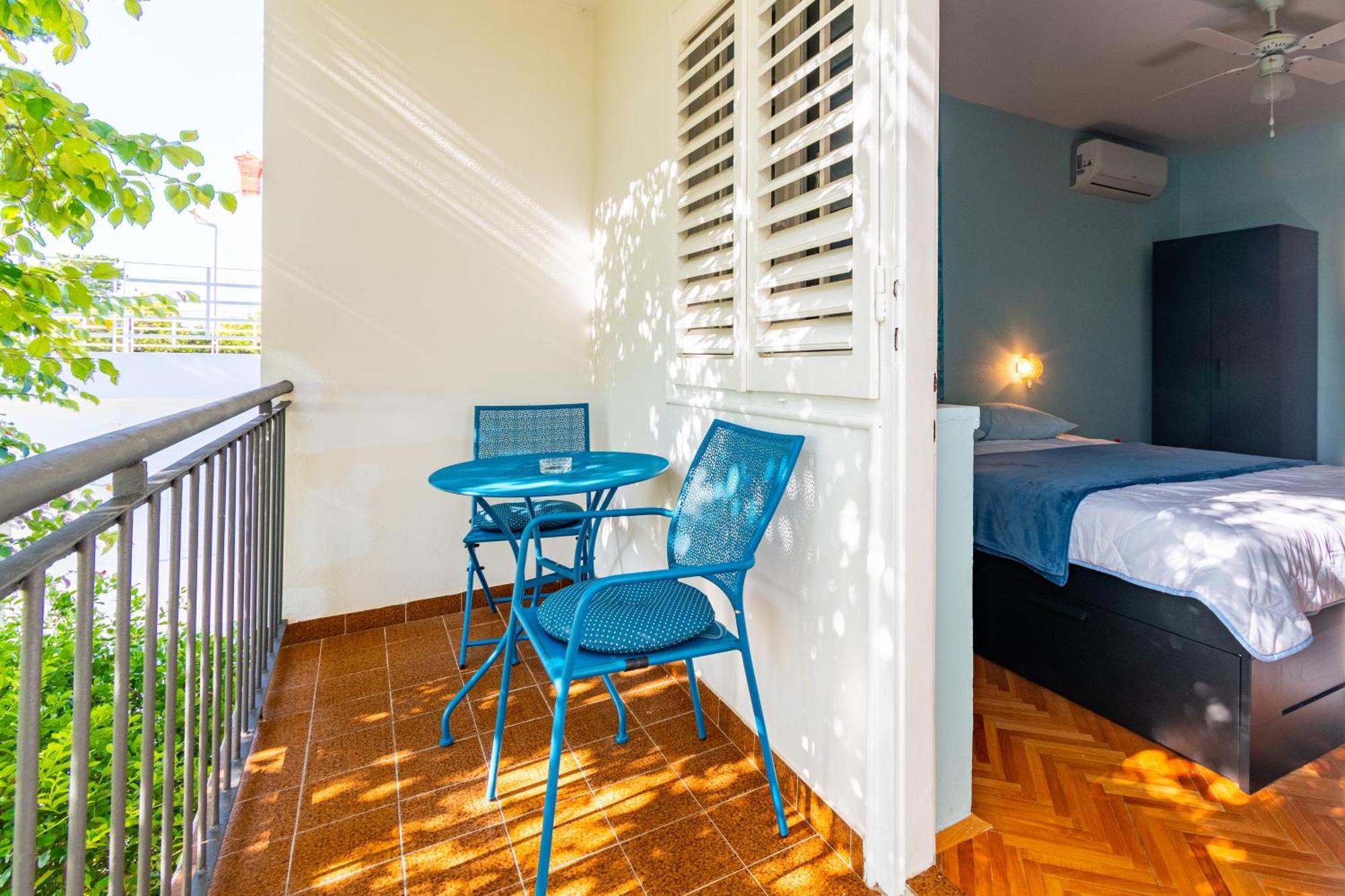 Apartments And Rooms By The Sea Banjol, Rab - 5077 Exterior foto